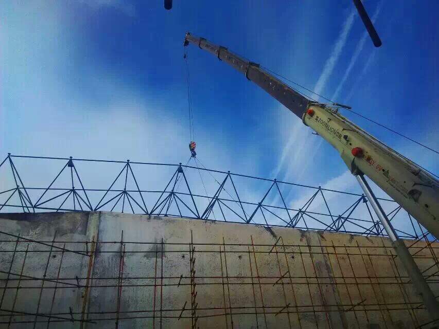 北流食堂网架结构工程